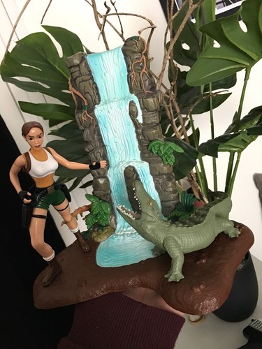 Figurine playmates tomb raider - playmates,