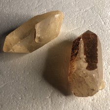 2  /Cristal de quartz naturel