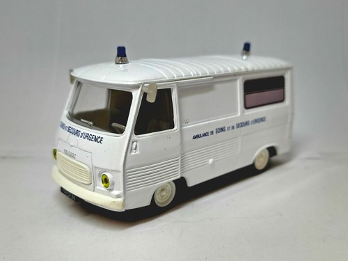 Peugeot ambulance 43 - j7,