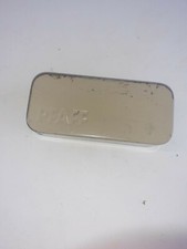 Ancienne boite métallique