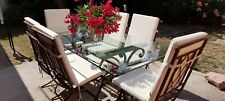 Six chaises en fer forgé , avec leur coussin déhoussable  pour salon de jardin