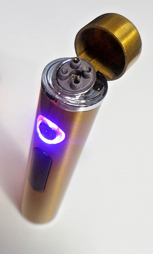Briquet mini arc - a,