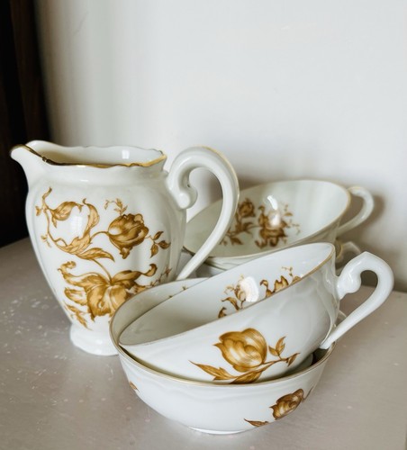 Rare tasses 4 sous - +, sous-tasses