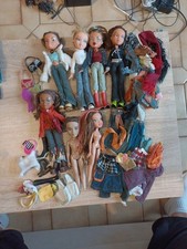 Lot 7 Poupées Bratz + Accessoires