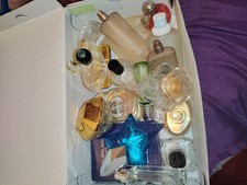 lot flacons de parfum vides