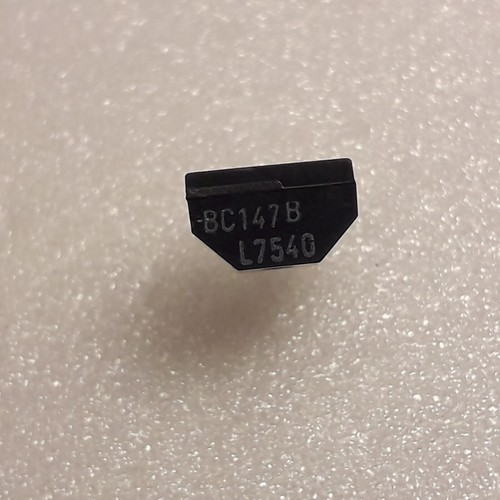 147b transistor new - bc, old