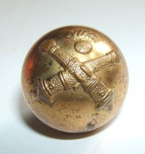 RARE BOUTON GRELOT DORE -