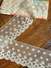 DENTELLE ANCIENNE -