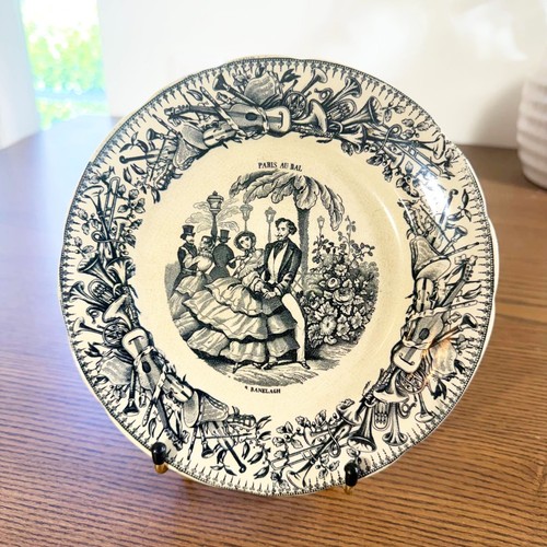 Assiette signé - , hb