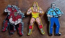 Vintage 1991 3 pin's Catch