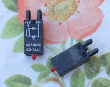 2x Omron Type 42B 24/60 VDC diode and Led, protection against polarity. Lot de 2