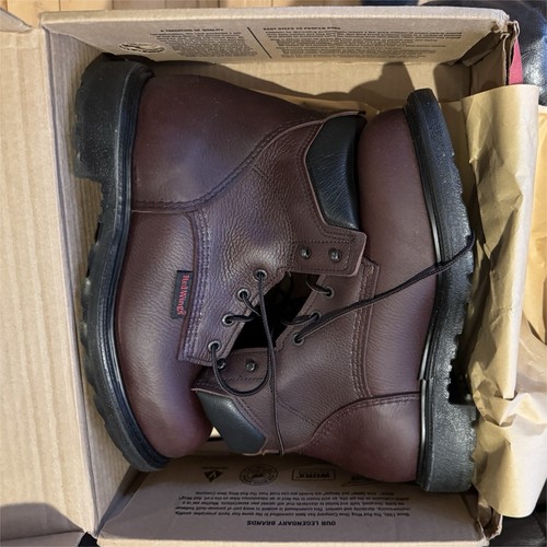 Red wing supersole - red,