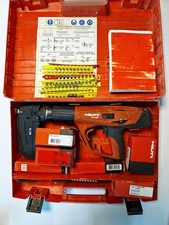 Cloueur  HILTI  DX  460 + M72