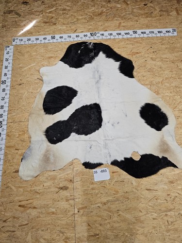 Peau vache avec petits - avec,