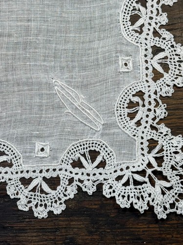 Dentelle ancienne mouchoir - dentelle,