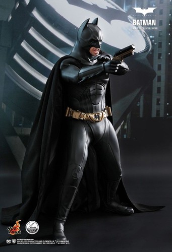 Batman begins scale figure - batman,