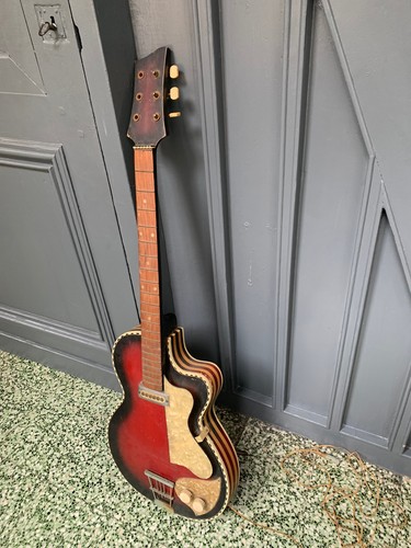 Guitare ancienne