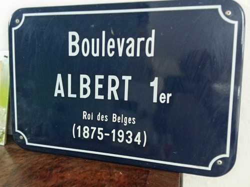 Ancienne plaque émaillée