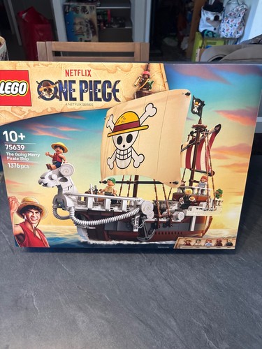 Lego one piece - one,
