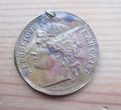 Ancienne medaille creuse - medaille, "creuse"