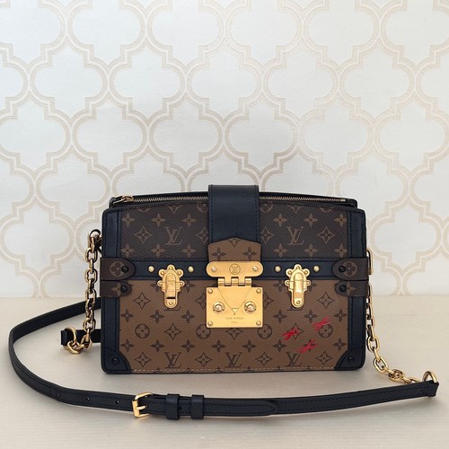 Louis vuitton m43596 petit - louis,
