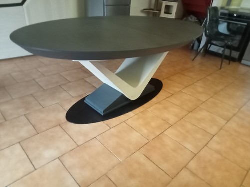Magnifique table ovale avec - magnifique,