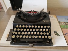 Ancienne Machine à Ecrire