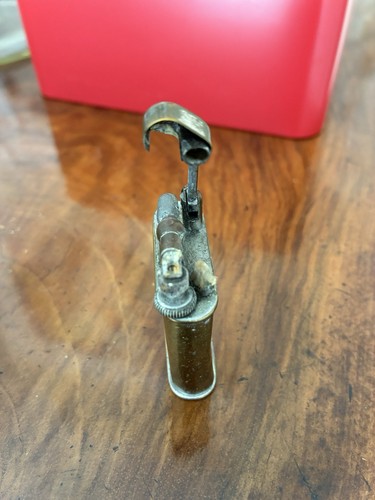Ancien briquet essence - briquet, À