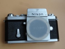 NIKON F + waist level finder