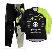 Ensemble De Moto Cross