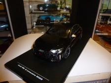 AUDI RS3 LIMOUSINE IXO 1/18