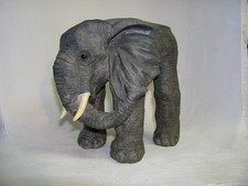 Elephant porte plantes