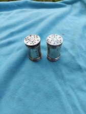 PAIRE DE SALIERES EN ARGENT