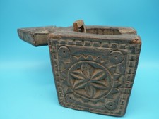 Ancienne boite / Mortier /