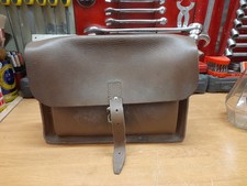 ancienne sacoche en cuir pour