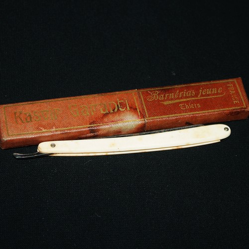 Coupe choux rasoir ancien