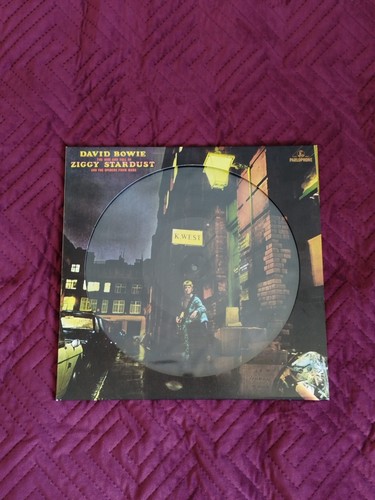 David bowie ziggy stardust and - stardust,