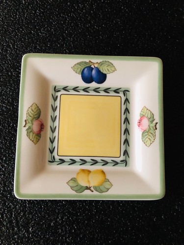 Petite assiette carrée