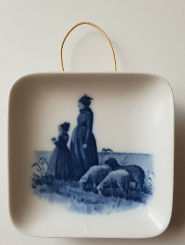 Très jolie assiette ceramique