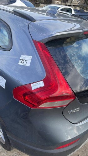 Feu arriere principal gauche