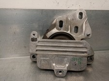 A2472403100 SUPPORT MOTEUR GAUCHE / A2472405400 / 5429584 POUR MERCEDES-BENZ CLA