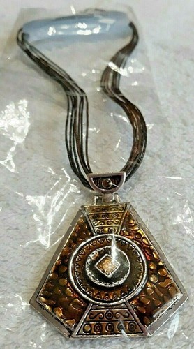 Neuf collier acier laque - !,