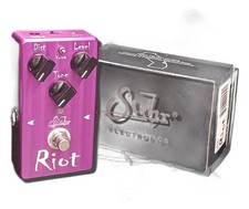 Pédale d'effets de distorsion