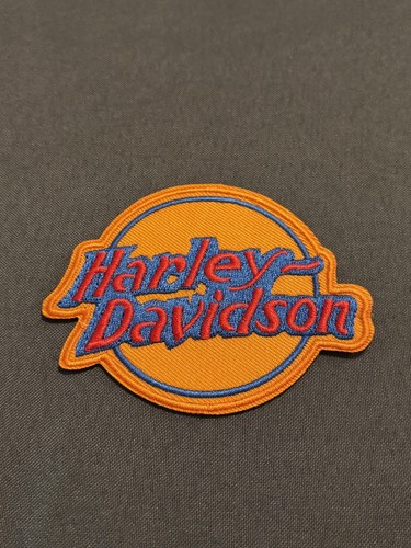 Patch écusson brodé