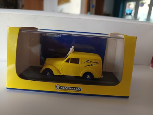 Renault juvaquatre - renault,