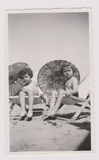 old photo ?️ Knokke 1935 two girls deckchairs beach umbrellas
