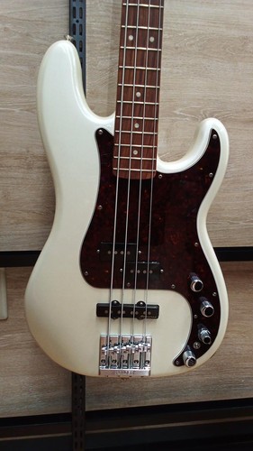 Fender mexico electric bass - electric,