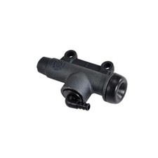 Maître cylindre frein