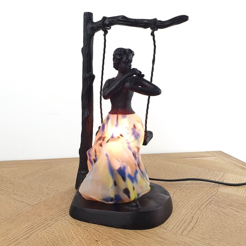 Lampe dame balançoire - dame,