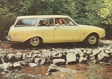 * CPA PUBLICITAIRE FORD TAUNUS 17 M TURNIER